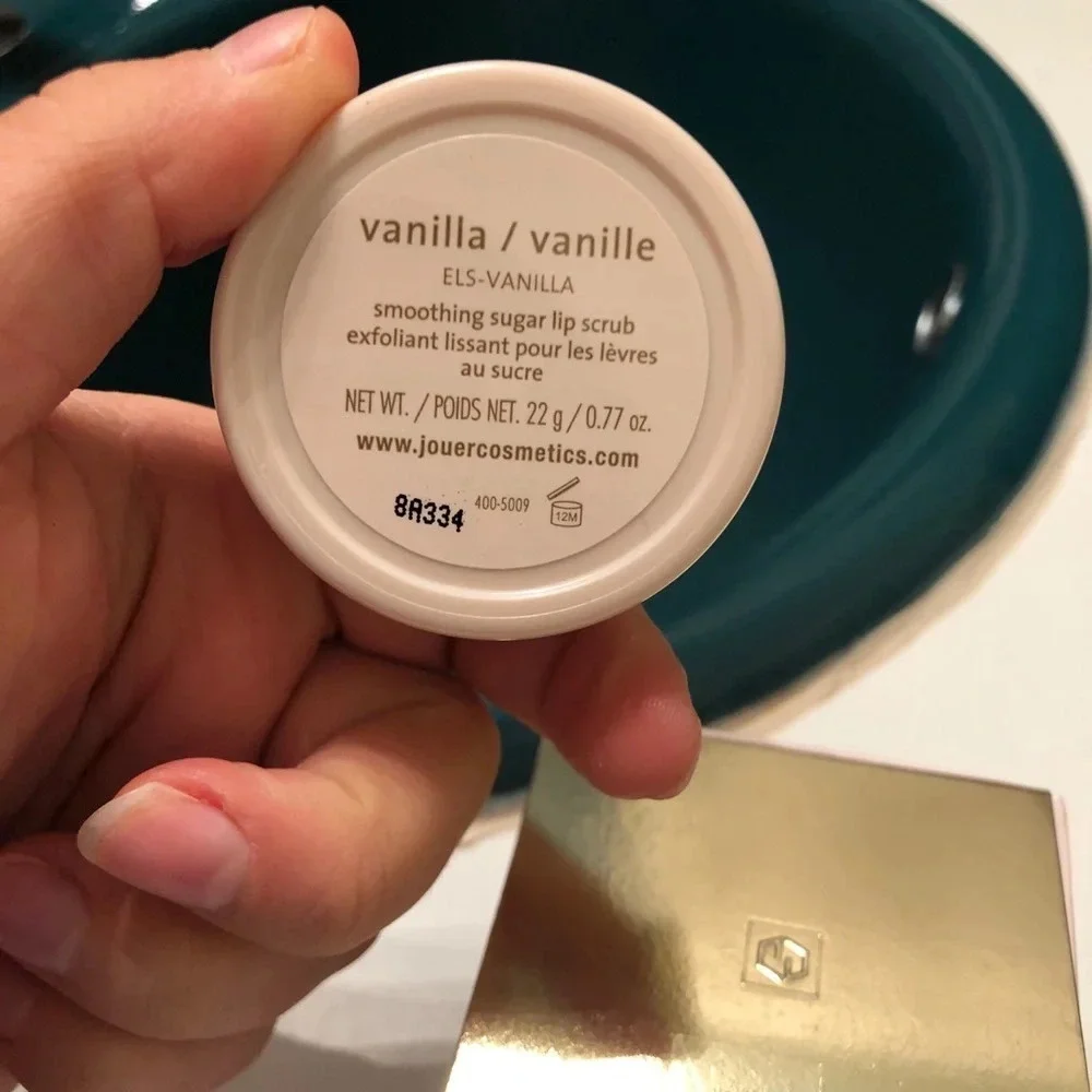 NIB JOUER VANILLA SUGAR LIP SCRUB